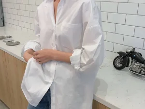 Autumn 2025 Minimalist Women's White Oversize Shirt Full Sleeve Basic Button up Korea Style Blouse with Pocket for Ladies